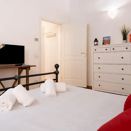 Keys Of Italy - Monalda Tot - Amazing 2 Apts アパート *