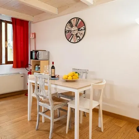 Keys Of Italy - Monalda Tot - Amazing 2 Apts アパート *